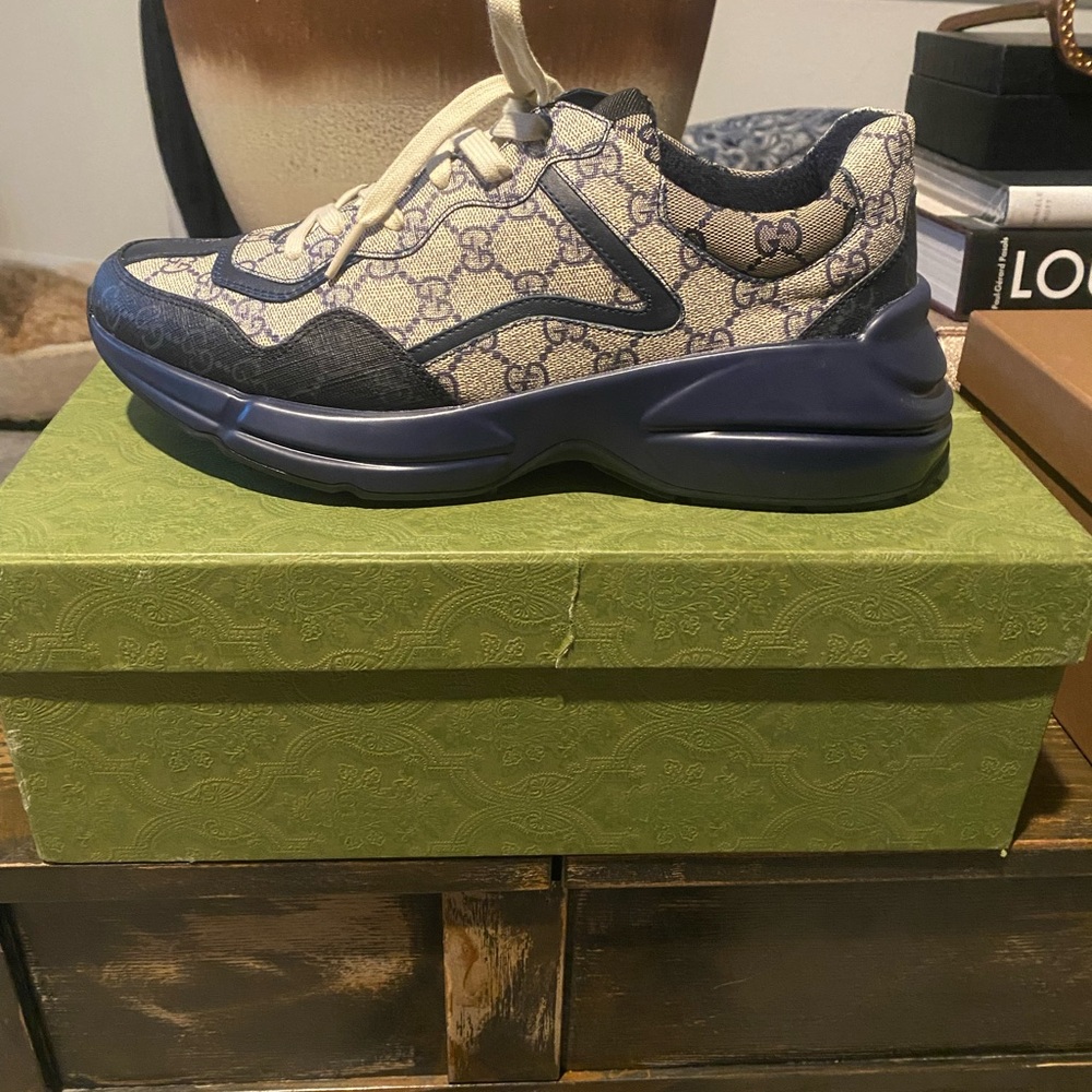Gucci Navy and Cream Patterned Sneakers